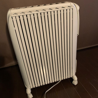 美品　デロンギ製オイルヒーターの画像