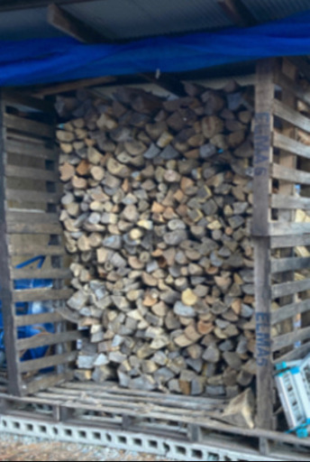 薪ストーブ用薪1年乾燥軽トラ１台分