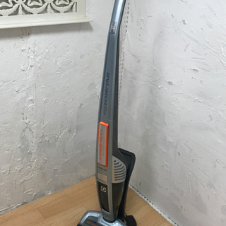 Electrolux エレクトロラックス　充電式クリーナー　エル...