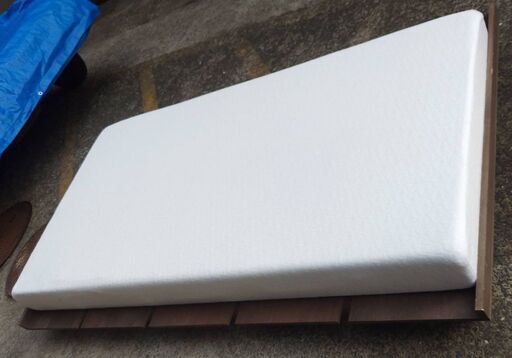【中古】ベッド　シングル　ロータイプ