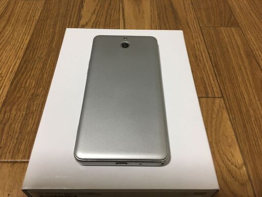 SIMロック解除済　Y!mobile　かんたんスマホ705KCワイモバイル　simフリー ②