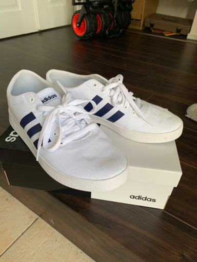 adidas アディダス　27.0cm  ２時間だけ使用　美品