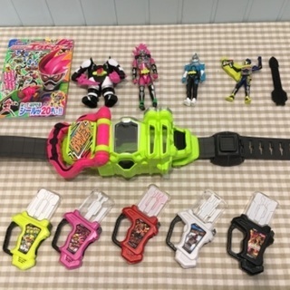 仮面ライダーエグゼイド 変身ベルト＋ガシャット5個のセット