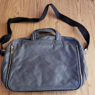 Mandarina Duck　PCバッグ