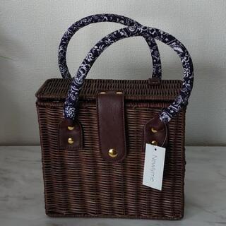 新品★ラタンバック★
