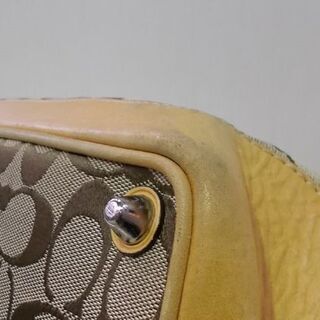コーチ ハンドバッグ 6830 シグネチャースモールキャリーオール キャンバス レザー 革 ベージュ COACH 札幌市東区 新道東店の画像