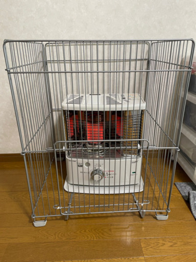トヨトミ 石油ストーブ \u0026 柵