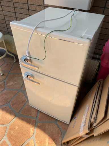 超美品★新生活スタート用/2ドアレトロ冷凍･冷蔵庫／使用年数1年