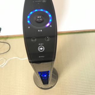 美品SHARPプラズマクラスタースリムイオンファン、PF-FTC1-Tの画像