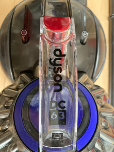 dyson / ダイソン サイクロン掃除機 DC63  【掃除機】 