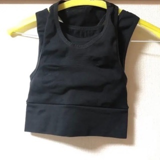 LNDR トレ着　トップス　ヨガやジムで