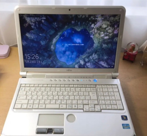 オフィス2019付き　LIFEBOOK AH77 Core i7 /8GB /SSD512GB
