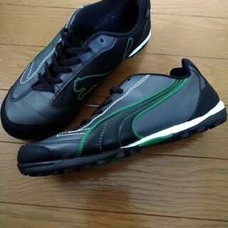 PUMA スパイクシューズ