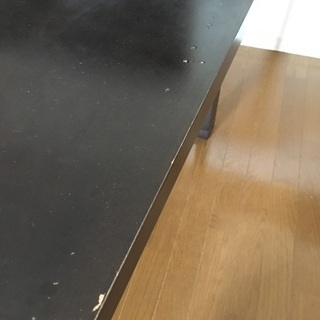 ダイニングテーブルの画像
