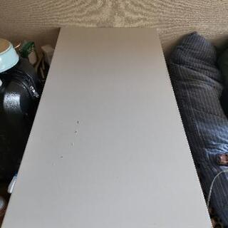 IKEAテーブル差し上げます