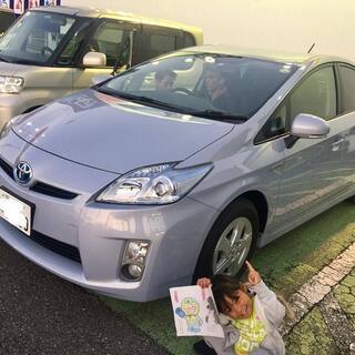 プリウス　希少車　超低燃費（６０％節約）、6万5千キロ　無音走行...