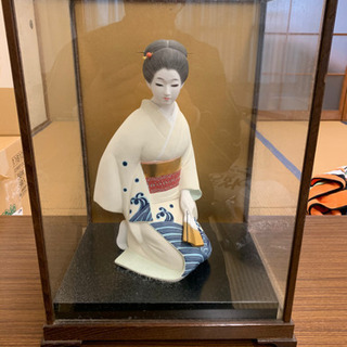 日本人形？