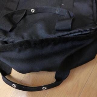 リュックサック黒の画像