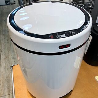 中古　ゴミを自動吸引する掃除機ゴミ箱「クリーナーボックス」SESVCBIN　2018年製