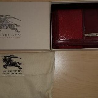 中古　BURBERRY　財布　レディース　擦れキズ使用感あり　箱...