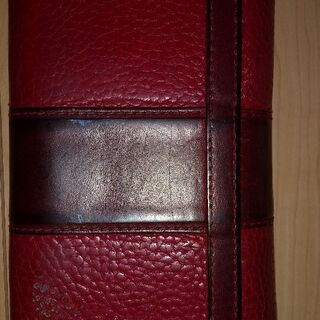 中古　BURBERRY　財布　レディース　擦れキズ使用感あり　箱とカバー付きの画像