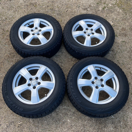 完売御礼 まだまだ使えます☆国産スタッドレスホイール 4本