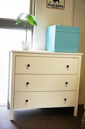 IKEA 3段チェスト