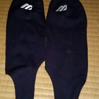 MIZUNO野球用ストッキング。黒、青各１セット。