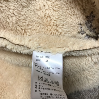 ポンチョ風　フード付きハーフコートの画像