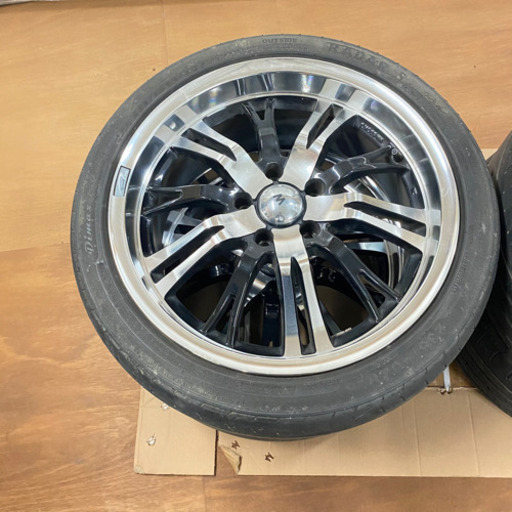 18インチアルミホイール