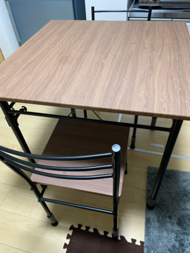 テーブルと椅子2 今月中この値段