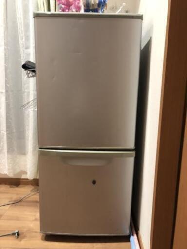 冷蔵庫 パナソニック2011年製NR-B143W