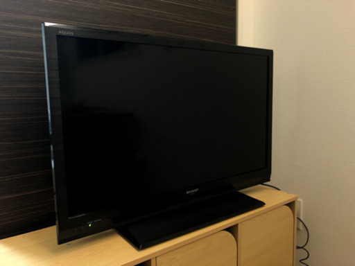 AQUOS テレビ 32型（2013年製）