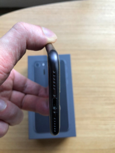 美品 iPhone8 256GB スペースグレー SIMロック解除 付属品未使用