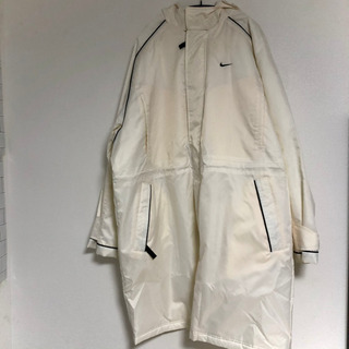 NIKE ベンチコート