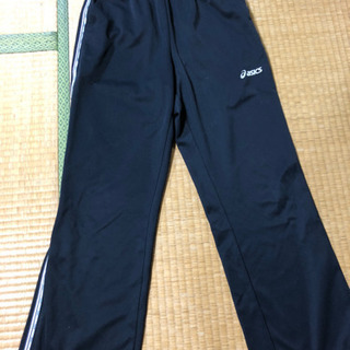 中古　ジャージ黒　Lサイズ