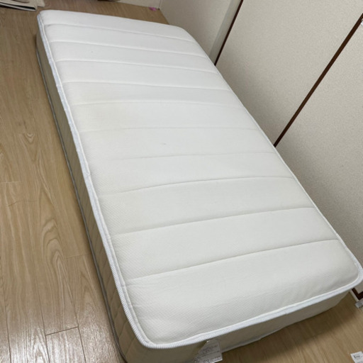 シングルマットレス　(ほぼ新品)