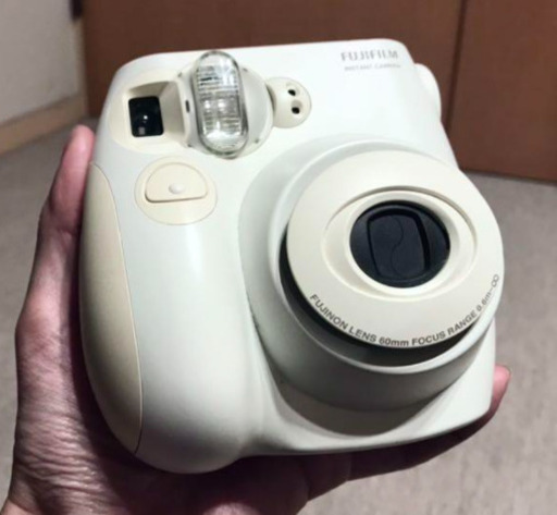 【チェキ】INSTAX MINI7S ホワイト　富士フイルム