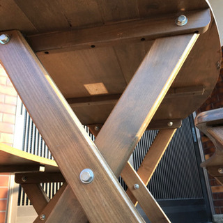 テーブル、イスセットの画像