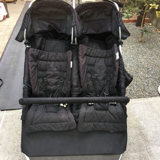 2人用ベビーカー　エアーバギー