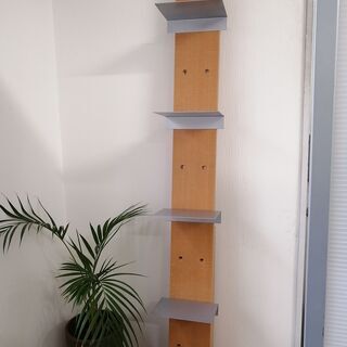 飾り棚、飾りラック　あげます~　無料です。　取りに来て頂ける方　の画像