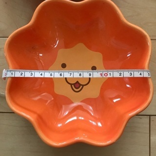 ミスド　ポンデライオン　サラダ皿の画像