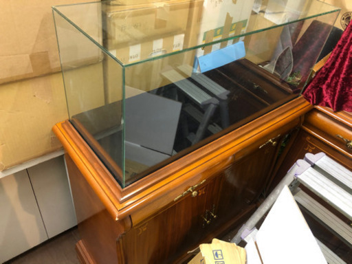 ガラスショーケース　価格応相談