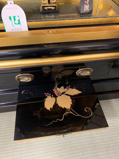 新品未使用　店舗展示品　仏壇　西本願寺　蒔絵　細密彫刻　
