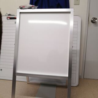 サインボード　あげます~　　両面書けます　ホワイトボードマーカーもお付します！の画像