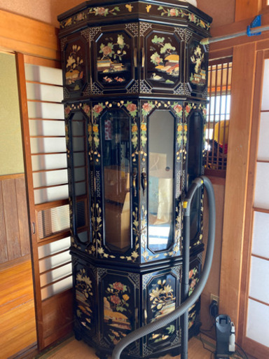 飾り棚　コーナー　　高さ200奥行き61