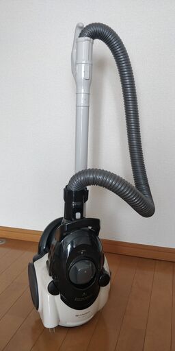 「受け渡し予定者が決まりました。」2016年製SHARP床移動形電気掃除機