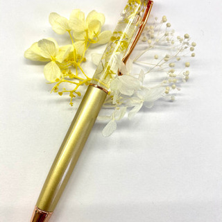 ハーバリウム🌼ぺん