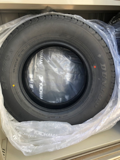 <価格相談可>ハイエース　新車外し　タイヤのみ4本セット