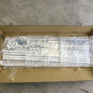 押し入れの隙間を活用✨棚付きラックの画像